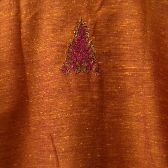 Orange tunic with purple and green embroidery - Picture 6 of 6